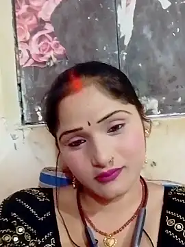 Snapshot of annaya_sweet chatting on April 13, 2026, 8:18 am annaya sweet online show from April 13, 2026, 8:18 am