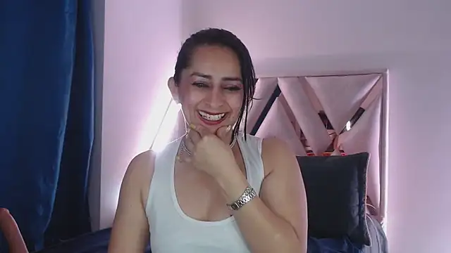 Snapshot of Andrea_Sexx_ chatting on January 21, 2025, 12:57 am Andrea Sexx online show from January 21, 2025, 12:57 am