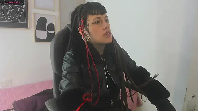 Snapshot of _sharlotte777 chatting on February 23, 2026, 3:34 pm sharlotte777 online show from February 23, 2026, 3:34 pm