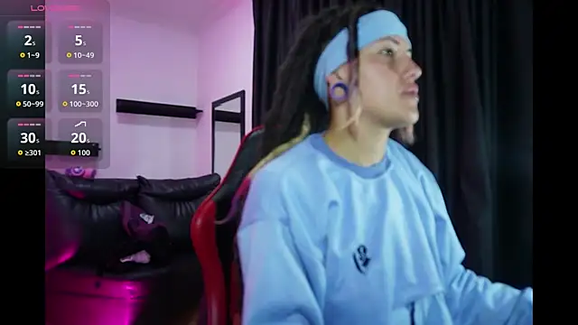 Snapshot of _sharlotte777 chatting on January 6, 2026, 3:05 pm sharlotte777 online show from January 6, 2026, 3:05 pm