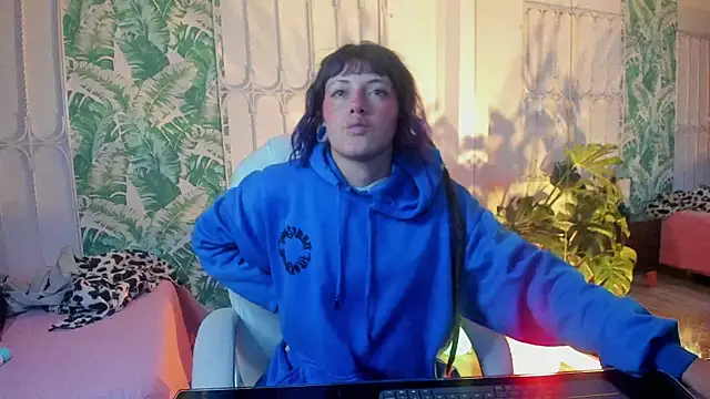 Snapshot of _sharlotte777 chatting on January 12, 2026, 4:19 am sharlotte777 online show from January 12, 2026, 4:19 am