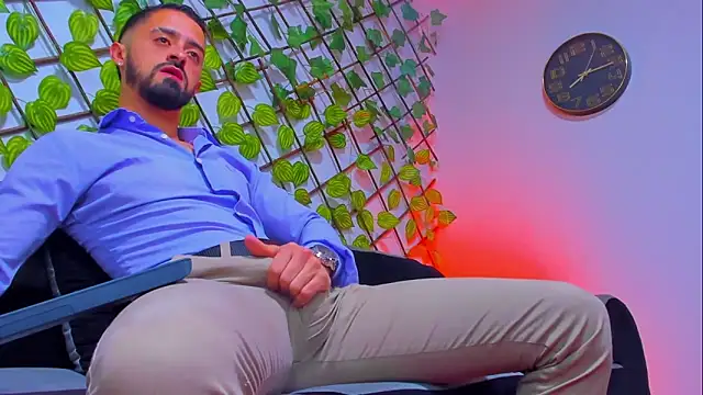 MAXIMUS MASTE3 online show from February 8, 2026, 7:11 pm