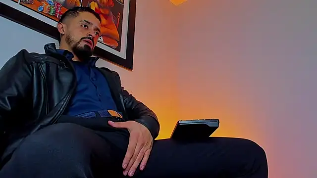 MAXIMUS MASTE3 online show from September 10, 2025, 7:46 pm