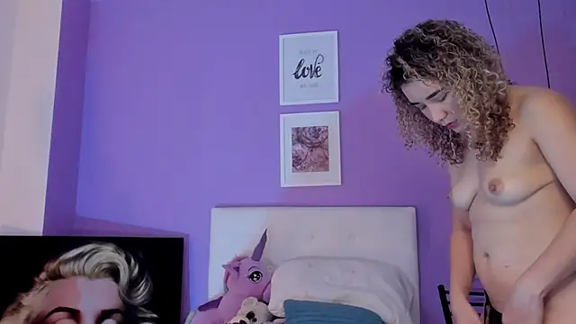 Snapshot of Charlotte11-11 chatting on March 16, 2026, 3:37 pm Charlotte11-11 online show from March 16, 2026, 3:37 pm