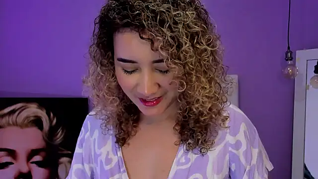 Snapshot of Charlotte11-11 chatting on March 5, 2026, 9:54 pm Charlotte11-11 online show from March 5, 2026, 9:54 pm