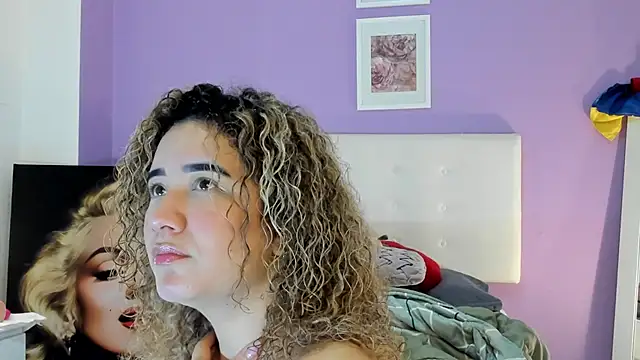 Snapshot of Charlotte11-11 chatting on March 25, 2026, 2:05 pm Charlotte11-11 online show from March 25, 2026, 2:05 pm