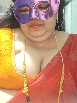 Snapshot of tamilthanushri chatting on April 17, 2026, 6:44 pm tamilthanushri online show from April 17, 2026, 6:44 pm
