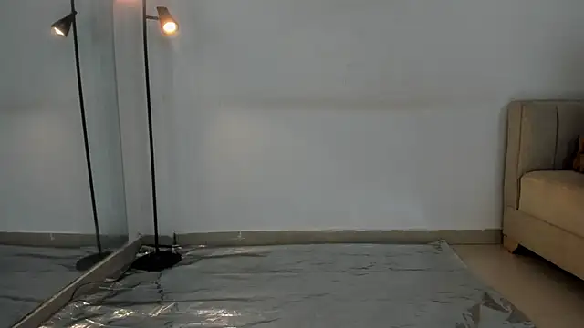 Snapshot of natalia_aguirre1 chatting on November 6, 2025, 12:31 pm natalia aguirre1 online show from November 6, 2025, 12:31 pm