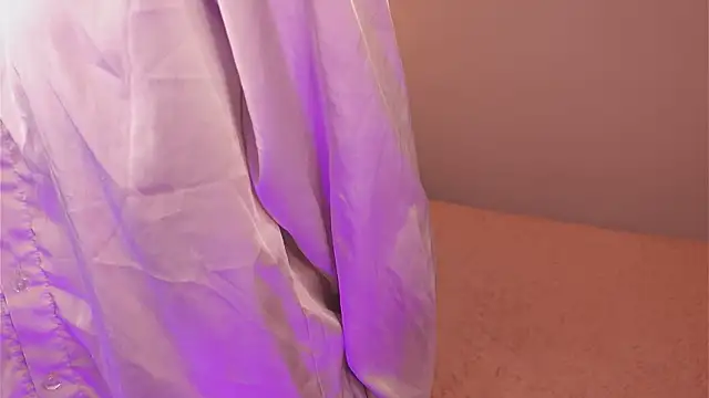 CarrieAmber online show from October 2, 2025, 1:47 pm