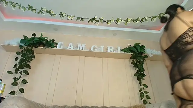 Snapshot of JOCELYN_SANTANA1 chatting on December 16, 2025, 12:09 pm JOCELYN SANTANA1 online show from December 16, 2025, 12:09 pm