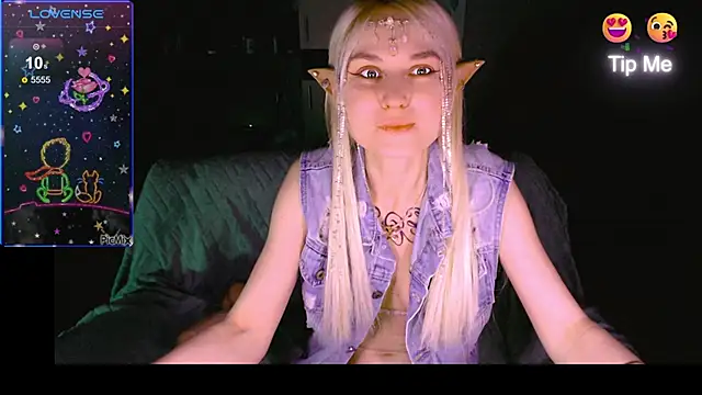 mischellemeow13 online show from September 29, 2025, 10:26 pm