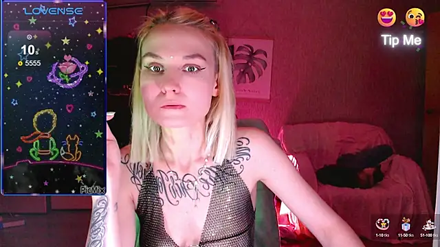 mischellemeow13 online show from October 8, 2025, 2:24 am