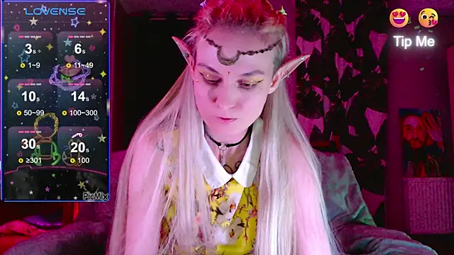 mischellemeow13 online show from October 16, 2025, 8:28 pm