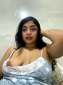 mysteriousgirl20 online show from December 14, 2025, 2:00 pm