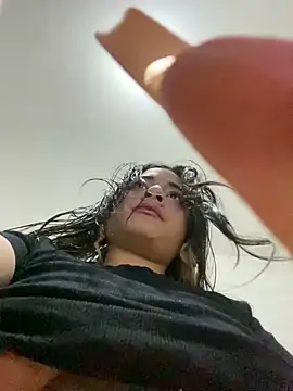 mysteriousgirl20 online show from April 7, 2026, 11:06 pm