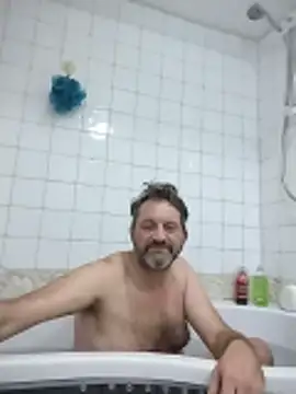 Vernalot 76 online show from November 16, 2025, 5:50 pm