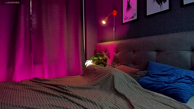 Lesi Moonie01 online show from February 12, 2026, 9:31 am