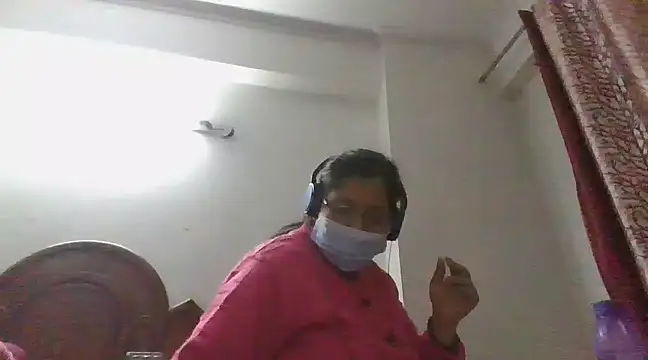 cutiecatty21 online show from February 14, 2025, 4:52 pm