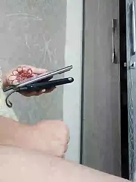 cutiecatty21 online show from October 30, 2025, 10:46 am