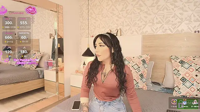 Megansttein  online show from November 20, 2025, 7:14 pm