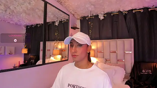 Snapshot of Nathan_Smith_ chatting on November 26, 2025, 7:14 pm Nathan Smith online show from November 26, 2025, 7:14 pm