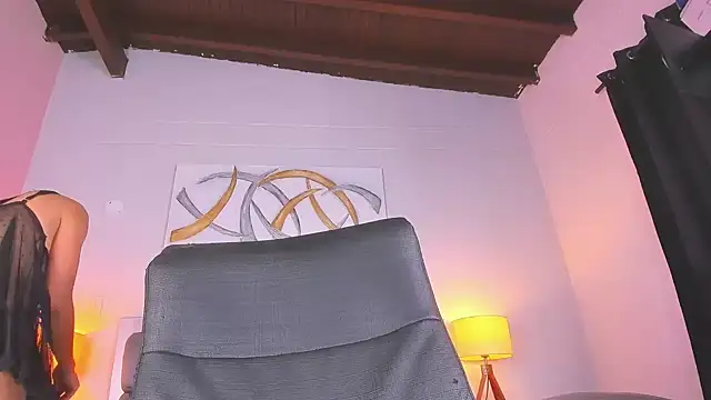 Snapshot of kimberlyycox chatting on December 16, 2025, 7:51 pm kimberlyycox online show from December 16, 2025, 7:51 pm