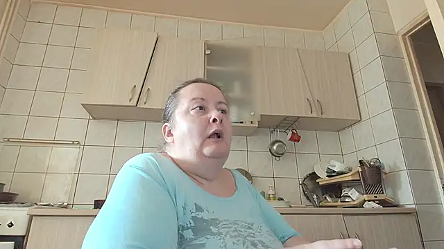 Snapshot of melissaBlessing chatting on February 20, 2025, 10:37 am melissaBlessing online show from February 20, 2025, 10:37 am