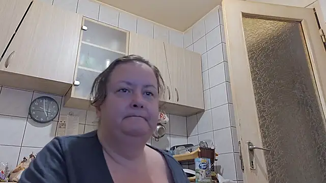 Snapshot of melissaBlessing chatting on September 24, 2025, 1:57 am melissaBlessing online show from September 24, 2025, 1:57 am