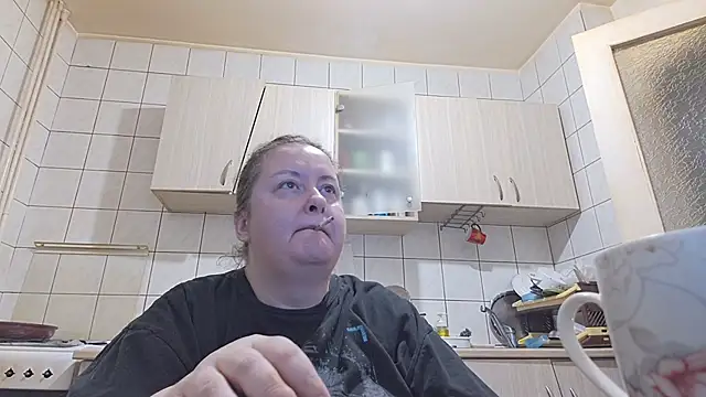 Snapshot of melissaBlessing chatting on February 19, 2025, 5:49 am melissaBlessing online show from February 19, 2025, 5:49 am