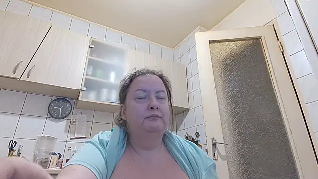 Snapshot of melissaBlessing chatting on March 7, 2025, 5:29 am melissaBlessing online show from March 7, 2025, 5:29 am