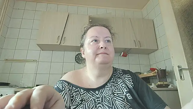 Snapshot of melissaBlessing chatting on March 16, 2025, 7:15 am melissaBlessing online show from March 16, 2025, 7:15 am