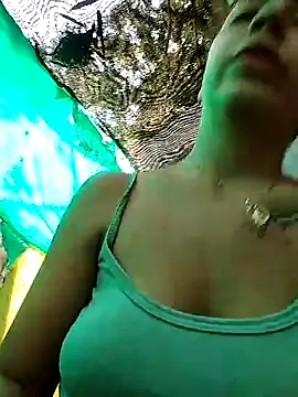 Snapshot of Young-Milkmaid chatting on February 28, 2025, 7:56 pm Young-Milkmaid online show from February 28, 2025, 7:56 pm