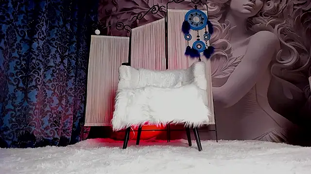 IrenePearcy online show from February 25, 2026, 3:18 am