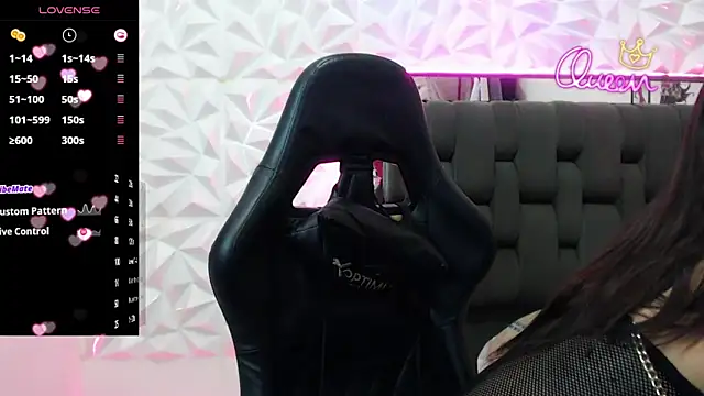 Snapshot of Allie_Vergara chatting on March 26, 2026, 3:49 am Allie Vergara online show from March 26, 2026, 3:49 am