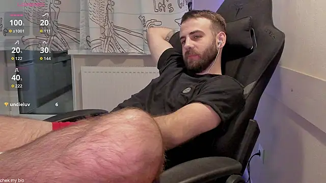 Snapshot of OtisRam chatting on November 6, 2025, 10:47 pm OtisRam online show from November 6, 2025, 10:47 pm