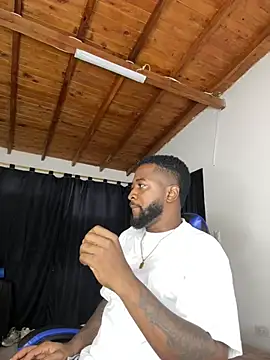 Drake Nassir4 online show from May 21, 2026, 4:43 am