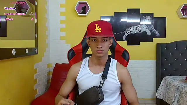 Snapshot of jose_sexycumm chatting on December 4, 2025, 7:57 pm jose sexycumm online show from December 4, 2025, 7:57 pm