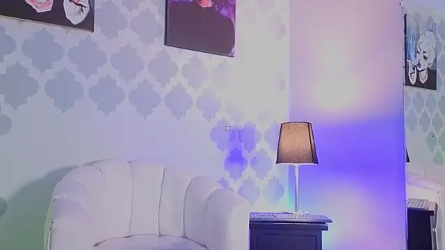 GabyPetit online show from May 25, 2026, 1:54 pm