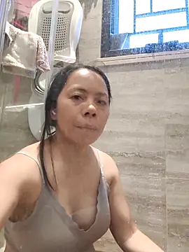 doggiepossession online show from November 17, 2025, 5:11 am