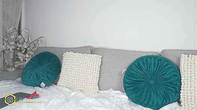 Megan Lim online show from February 24, 2026, 10:16 am