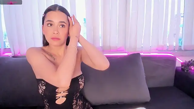 Megan Lim online show from February 10, 2025, 2:16 pm