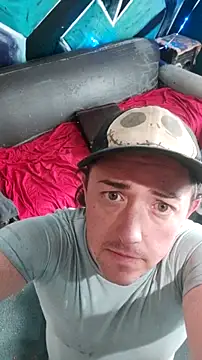 Boo-boo kittyfux online show from November 22, 2025, 6:29 pm