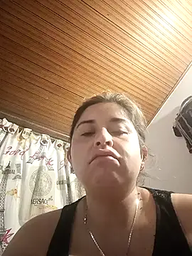 Snapshot of yajahil chatting on December 3, 2024, 3:15 am yajahil online show from December 3, 2024, 3:15 am