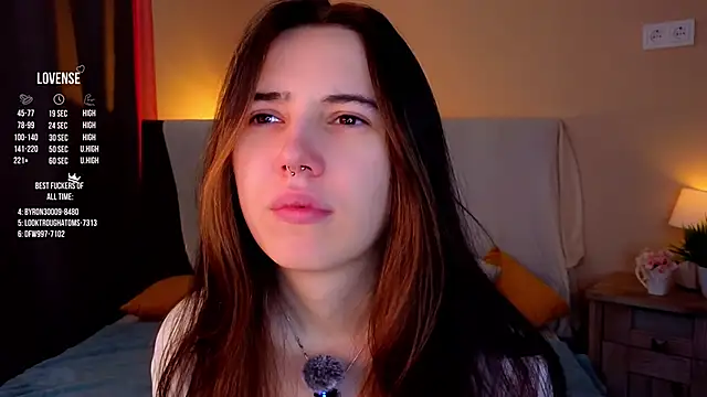 Snapshot of GillianDowdey chatting on September 19, 2025, 2:04 am GillianDowdey online show from September 19, 2025, 2:04 am