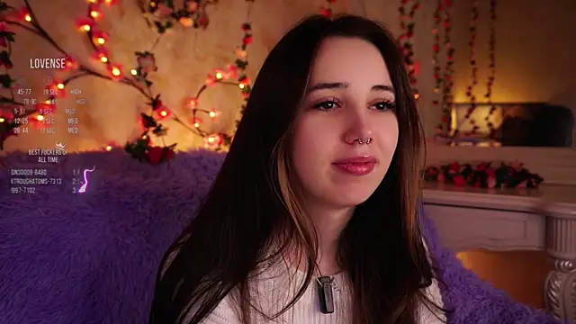 GillianDowdey online show from December 18, 2025, 2:38 am