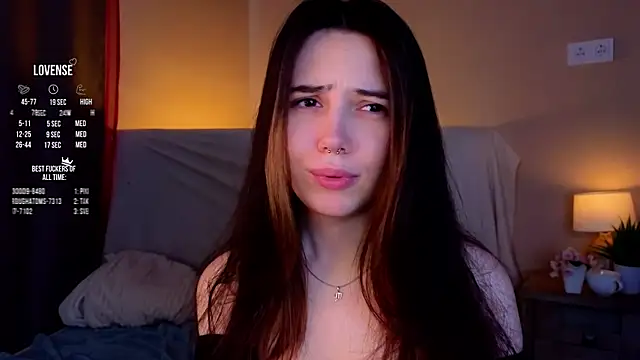 Snapshot of GillianDowdey chatting on October 10, 2025, 3:07 am GillianDowdey online show from October 10, 2025, 3:07 am