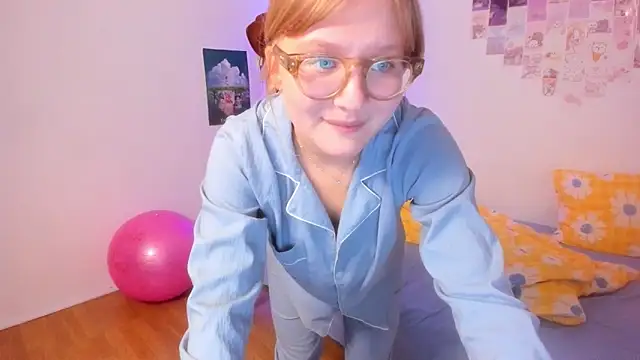 Snapshot of leazy_peazy chatting on September 22, 2025, 8:04 pm leazy peazy online show from September 22, 2025, 8:04 pm