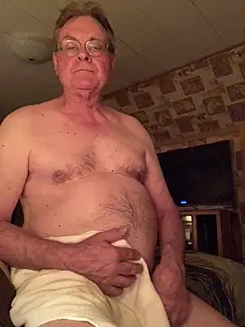 Snapshot of Tonybaloney1972 chatting on April 18, 2026, 11:49 pm Tonybaloney1972 online show from April 18, 2026, 11:49 pm