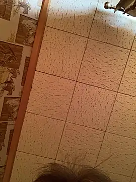Snapshot of Tonybaloney1972 chatting on April 14, 2026, 8:47 pm Tonybaloney1972 online show from April 14, 2026, 8:47 pm