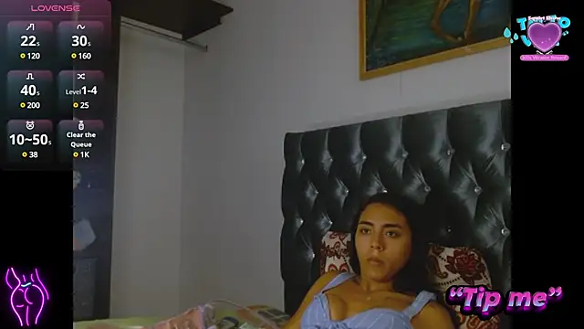 Snapshot of AntonellaAndNoah chatting on January 11, 2025, 4:57 pm AntonellaAndNoah online show from January 11, 2025, 4:57 pm